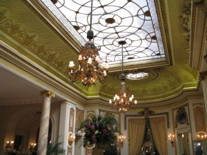 Glazed Glass Ceiling of the Palm Court (image credit HighTea.com)
