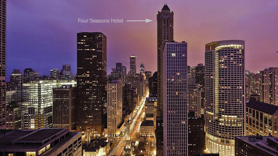 Four Seasons Hotel in Chicago Exterior Scene