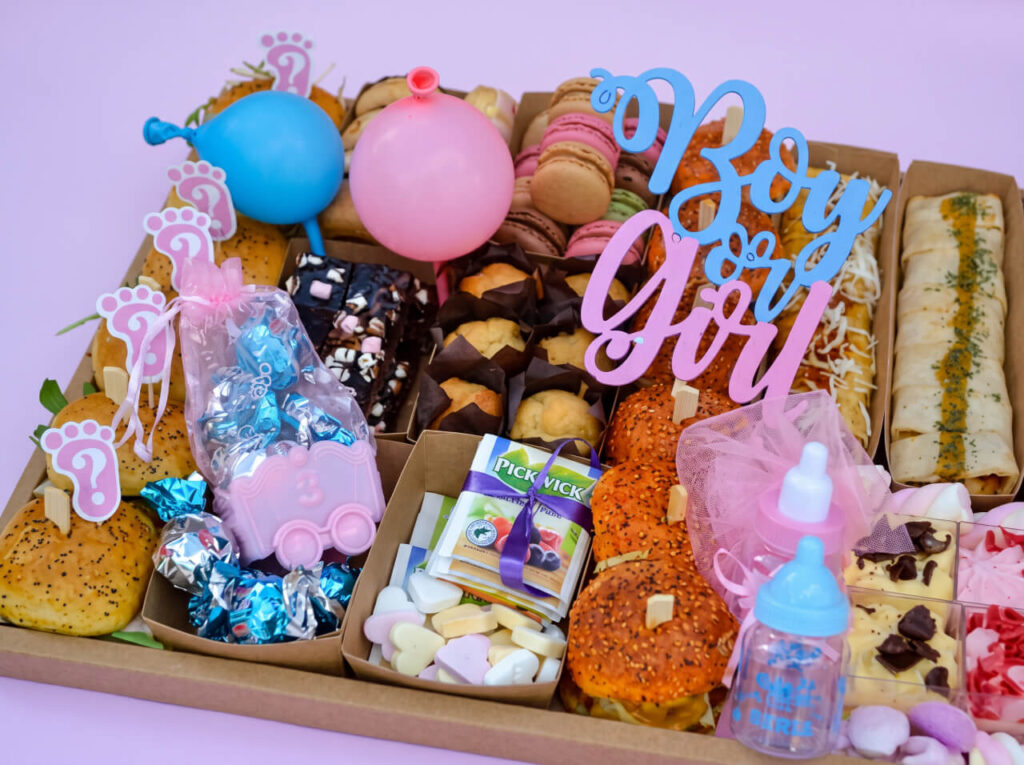 baby shower high tea blauw roze